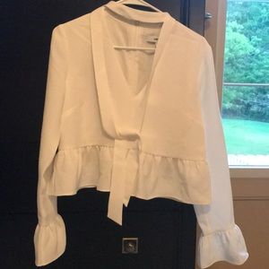 White peplum vneck